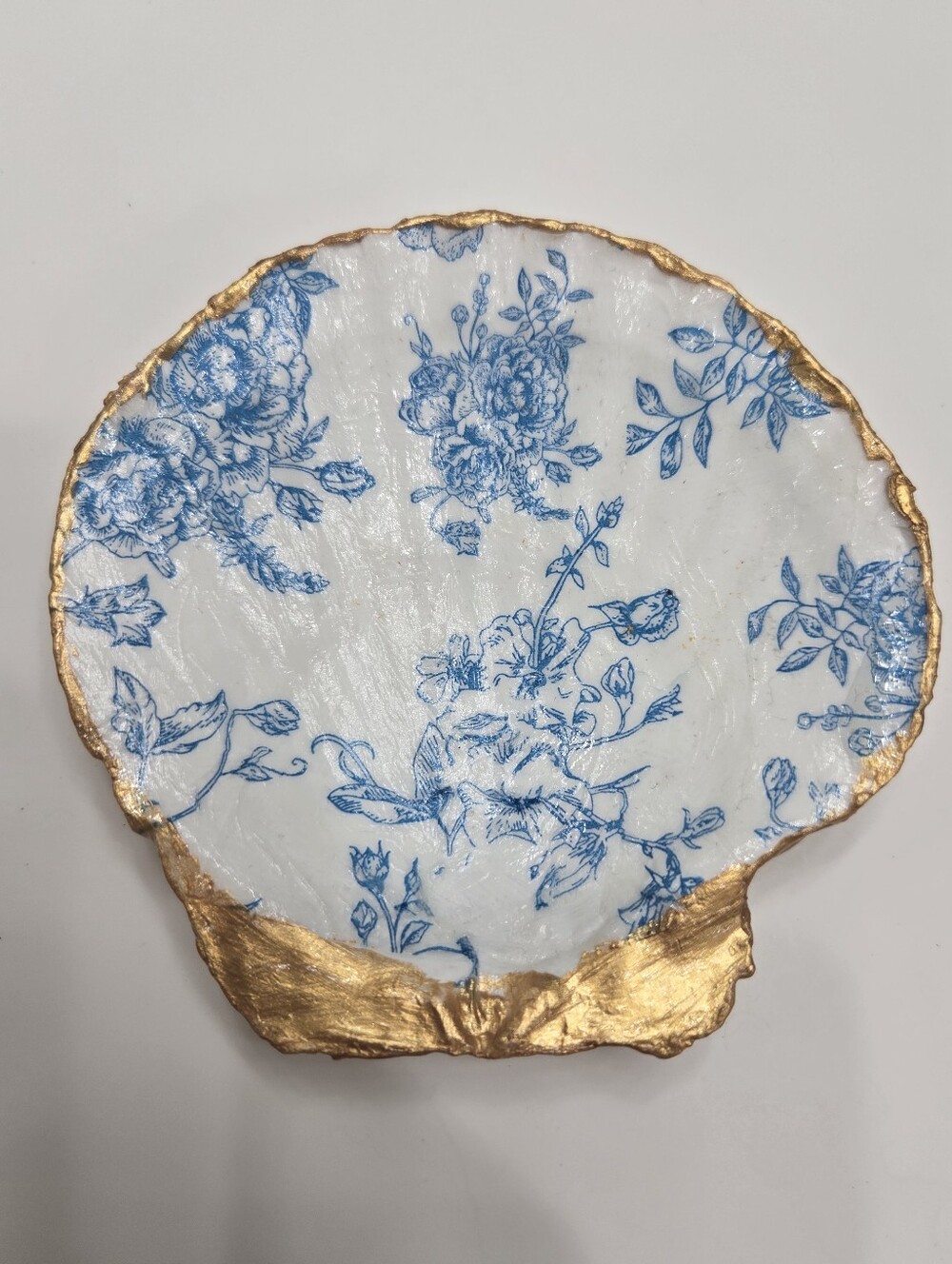 Blue Floral Shell Trinket Dish with Gold Rim
